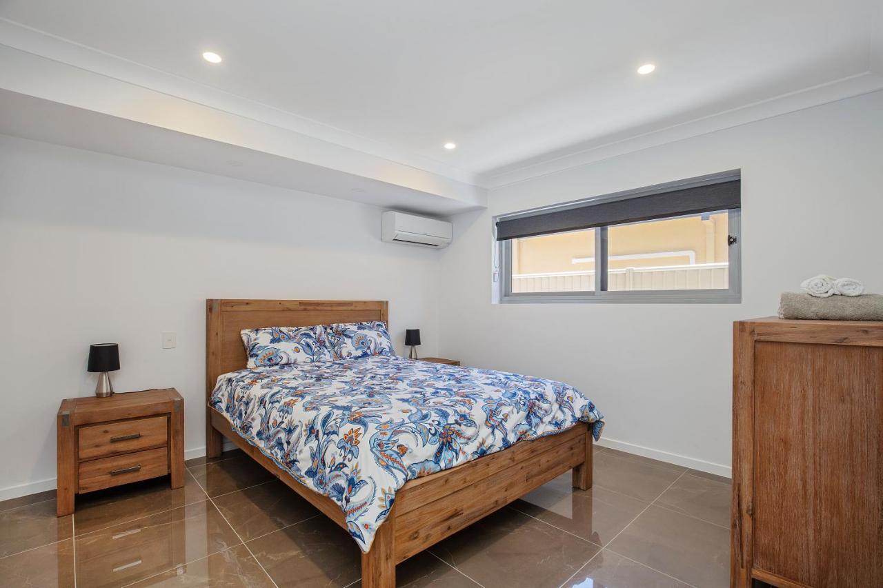 29 Stanhill Drive Villa โกลด์โคสต์ ภายนอก รูปภาพ