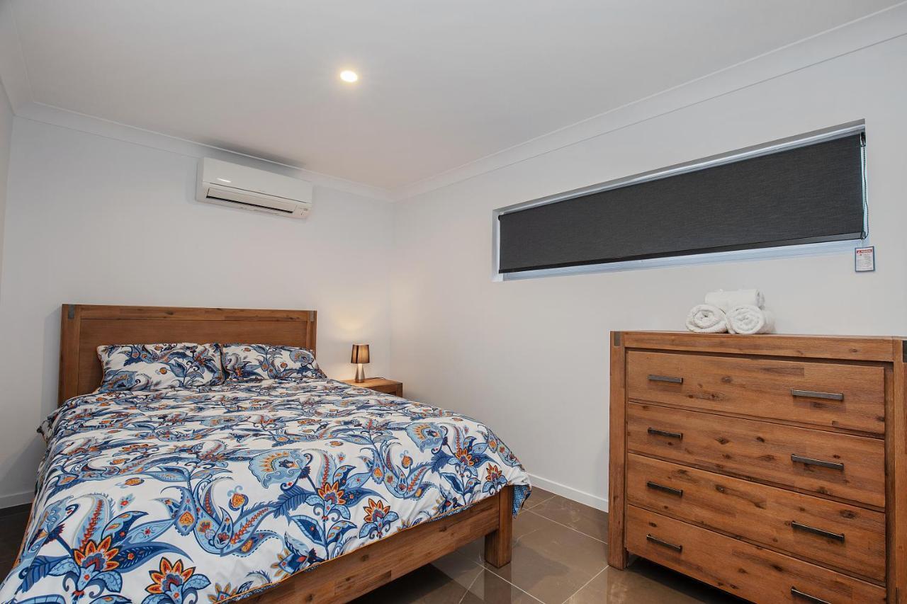 29 Stanhill Drive Villa โกลด์โคสต์ ภายนอก รูปภาพ